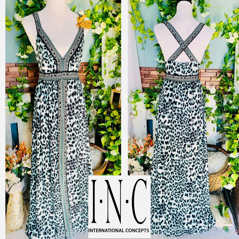 International Concepts Blue Cheetah Animal Maxi